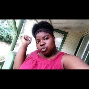 Meet your Posher, Geneva